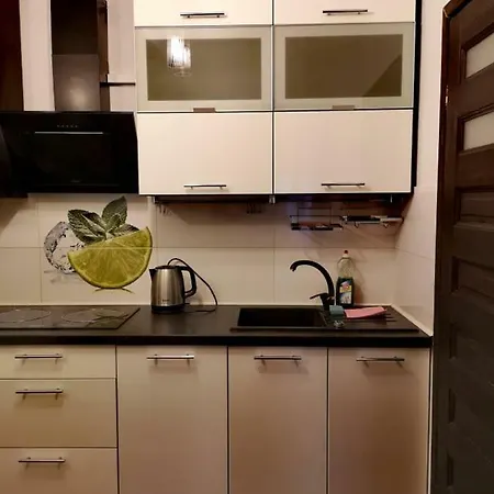 Pokoje Uniwersytecka Apartment *